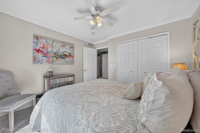 27261 Apple Tree Lane, Franklin Village, MI 48025