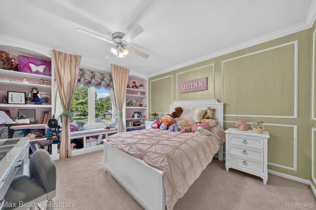 27261 Apple Tree Lane, Franklin Village, MI 48025
