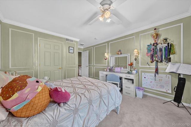 27261 Apple Tree Lane, Franklin Village, MI 48025