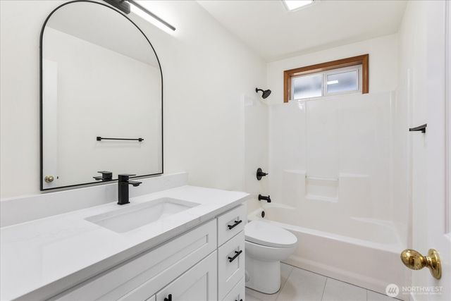 4121 173rd Street SW, Lynnwood, WA 98037