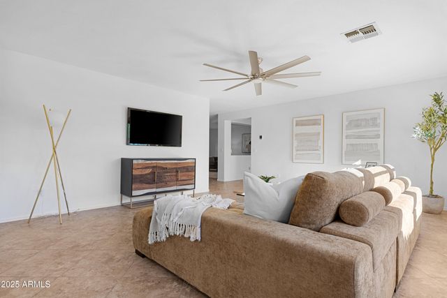 3771 E BETSY Lane, Gilbert, AZ 85296