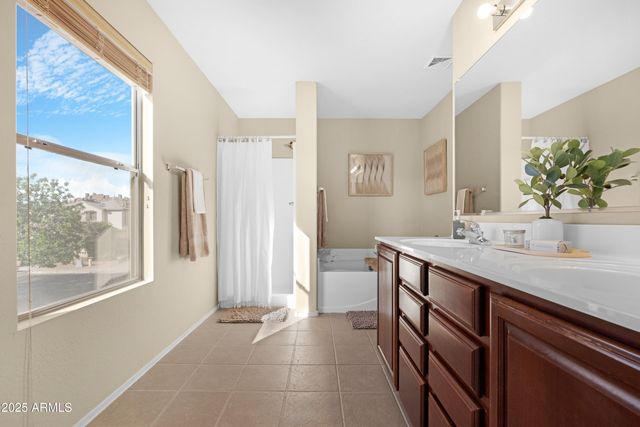 3771 E BETSY Lane, Gilbert, AZ 85296