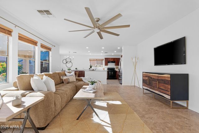 3771 E BETSY Lane, Gilbert, AZ 85296