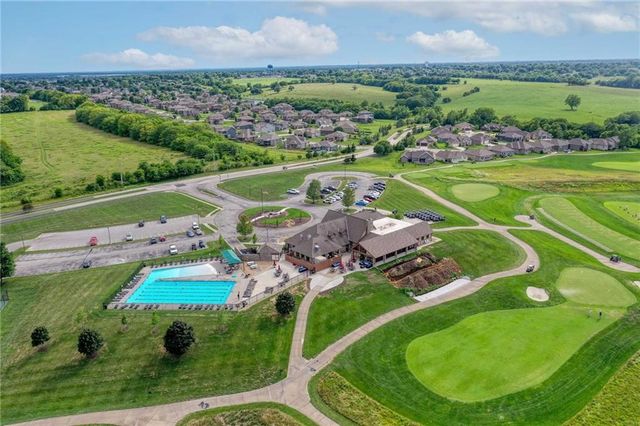 1225 Buckingham Court, Raymore, MO 64083