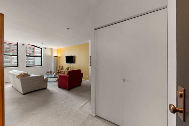 640 S Federal Street 802, Chicago, IL 60605
