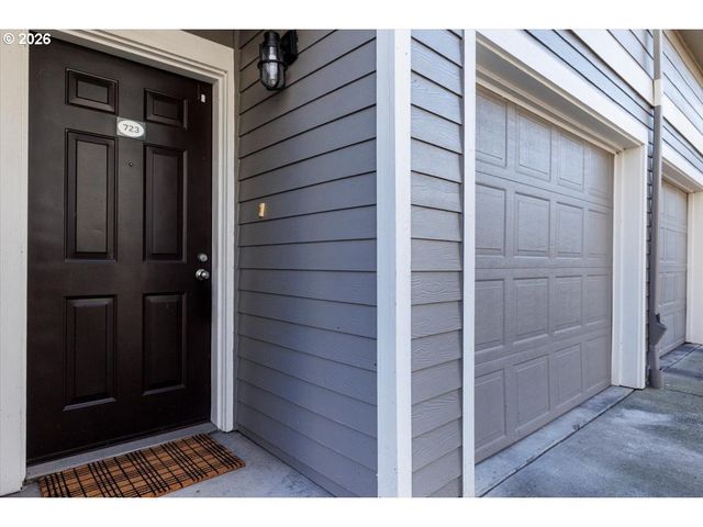 723 Se FAIRWINDS Loop BLDG H, Vancouver, WA 98661