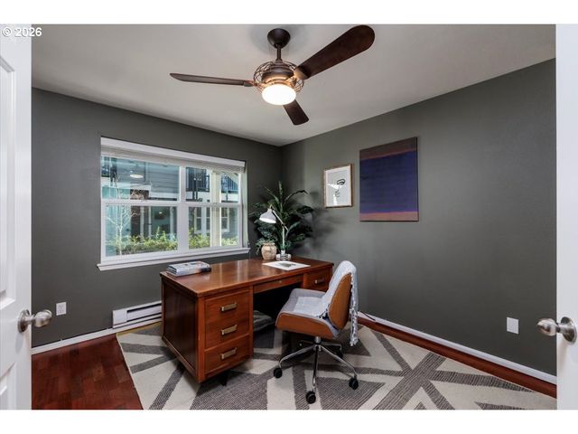 723 Se FAIRWINDS Loop BLDG H, Vancouver, WA 98661