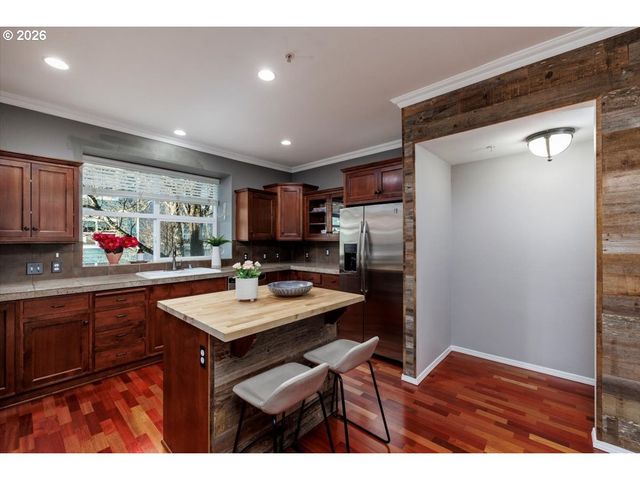 723 Se FAIRWINDS Loop BLDG H, Vancouver, WA 98661