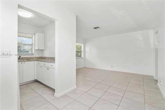 856 SW 10th Street 1, Hallandale Beach, FL 33009