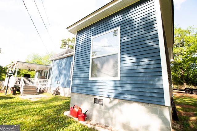 215 Brown Springs Road, Milner, GA 30257