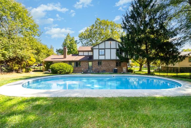 3227 Algus Lane, Green Twp, OH 45248