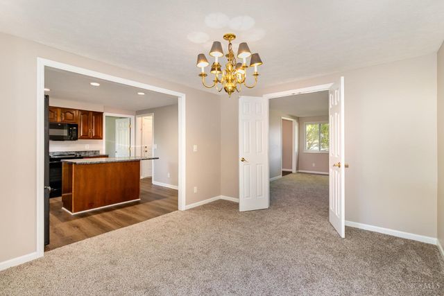 3227 Algus Lane, Green Twp, OH 45248