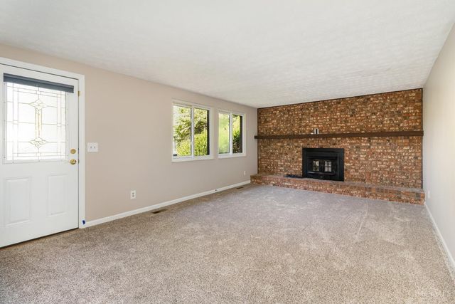 3227 Algus Lane, Green Twp, OH 45248