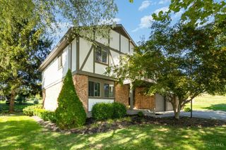 3227 Algus Lane, Green Twp, OH 45248