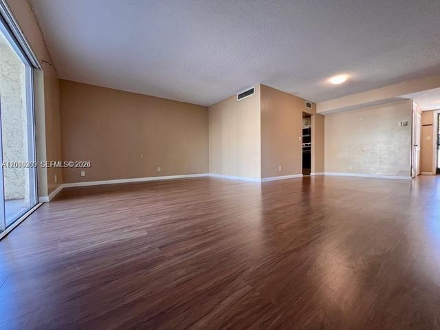 3300 Spanish Moss Terrace 206, Lauderhill, FL 33319