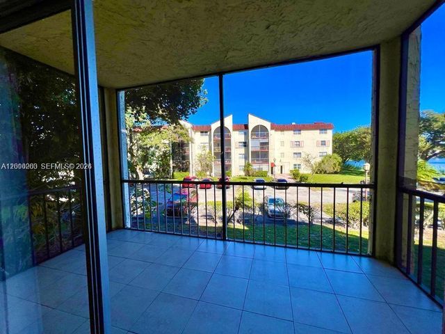 3300 Spanish Moss Terrace 206, Lauderhill, FL 33319