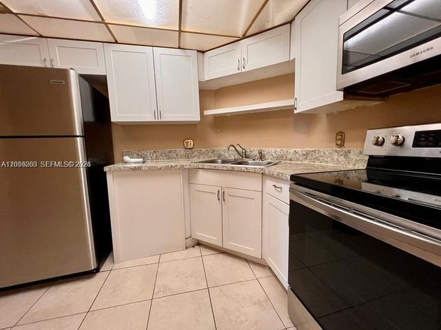3300 Spanish Moss Terrace 206, Lauderhill, FL 33319