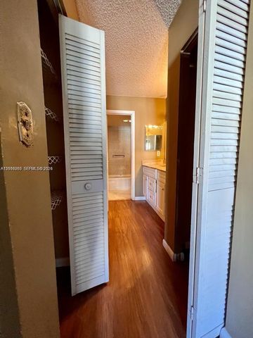 3300 Spanish Moss Terrace 206, Lauderhill, FL 33319