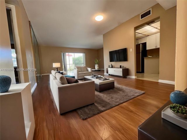3300 Spanish Moss Terrace 206, Lauderhill, FL 33319
