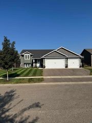 3177 Kingston St, Unknown, WI 54022
