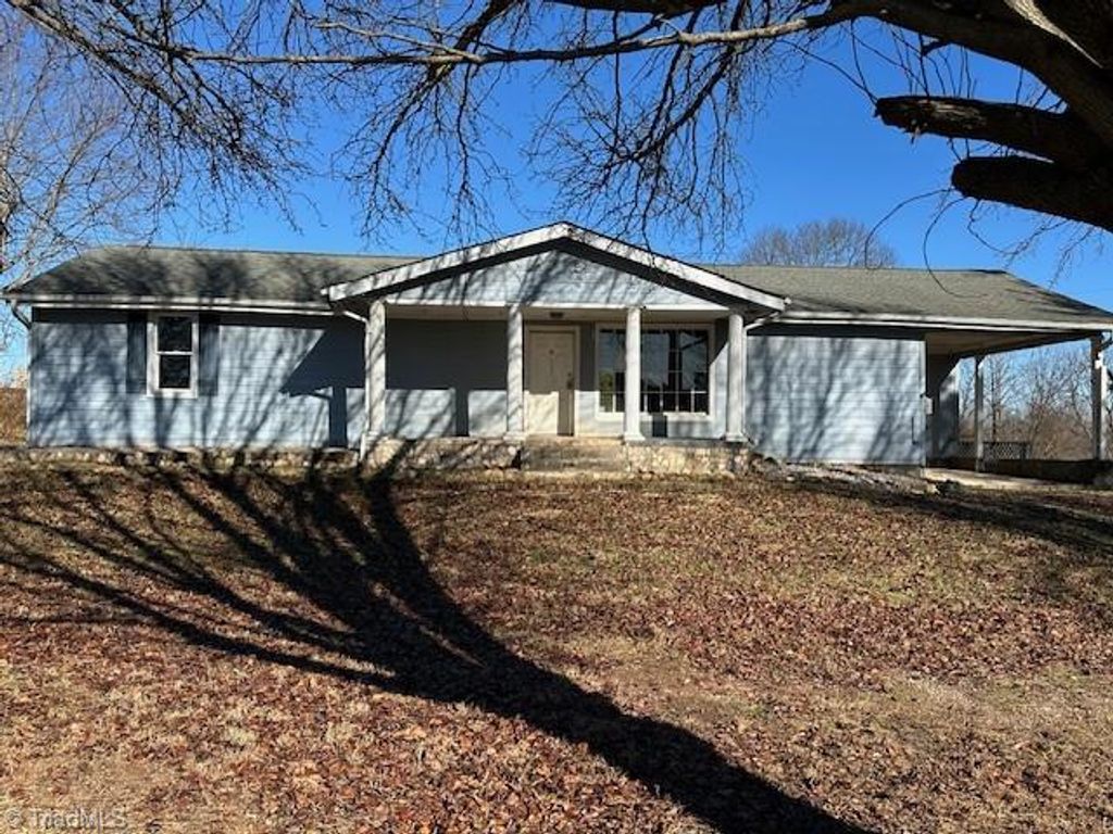 117 Ed Nixon Road, Thurmond, NC 28683