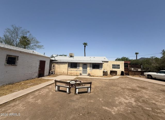 109 N LOS ROBLES Drive, Goodyear, AZ 85338