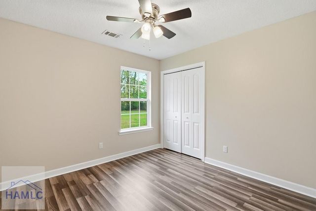 63 Pine View Drive SE, Ludowici, GA 31316