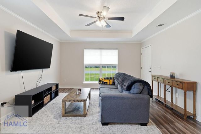 63 Pine View Drive SE, Ludowici, GA 31316