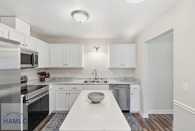 63 Pine View Drive SE, Ludowici, GA 31316