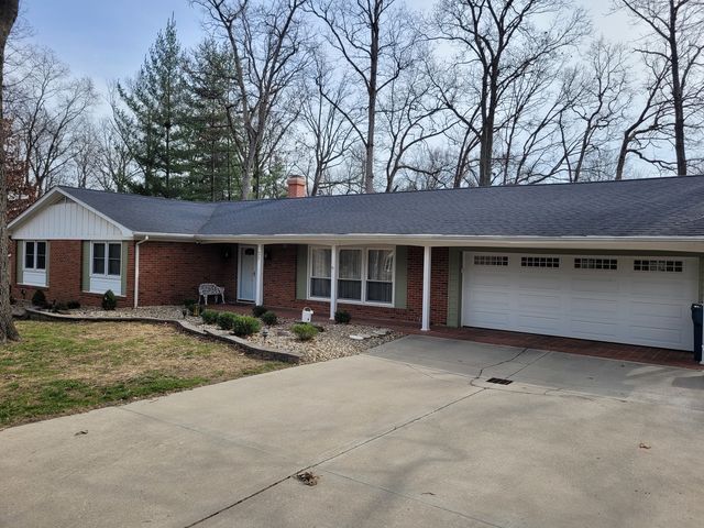 25 Wildwood Drive, Mt Vernon, IL 62864