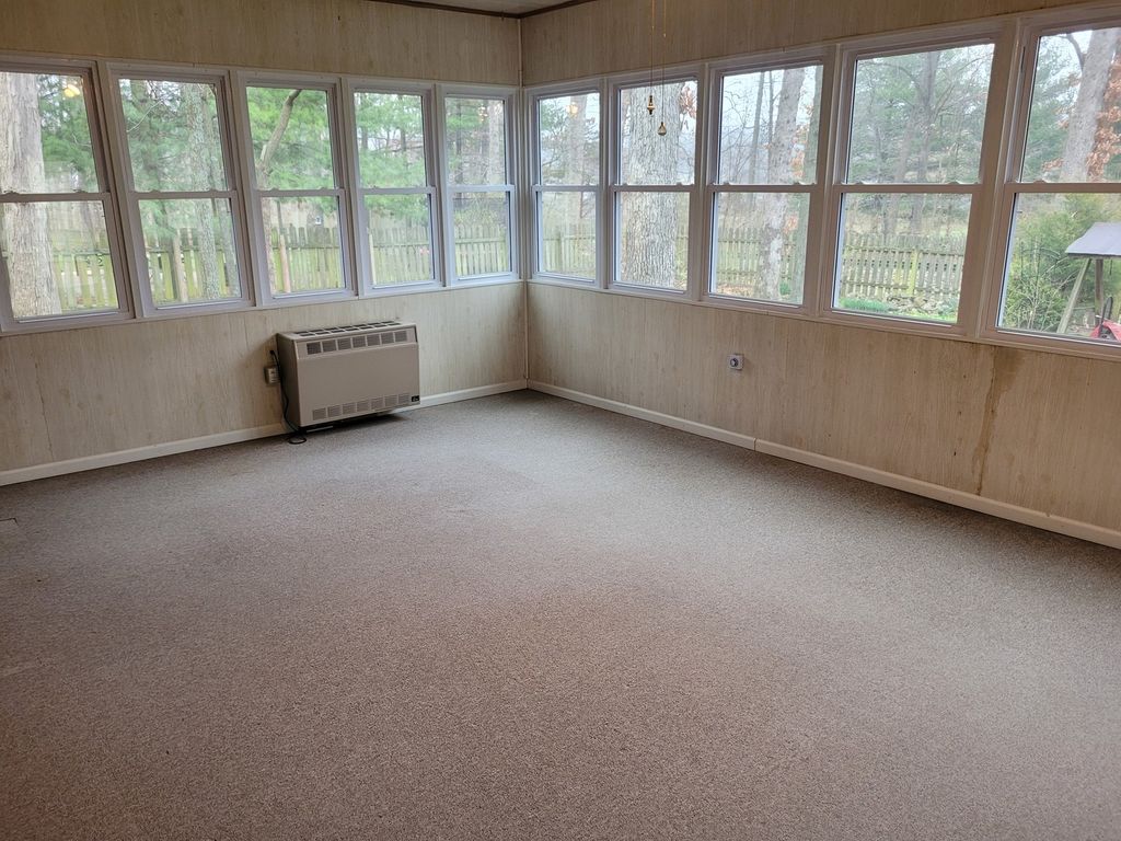 Image 25 of property listing at 25 Wildwood Drive, Mt Vernon, IL 62864