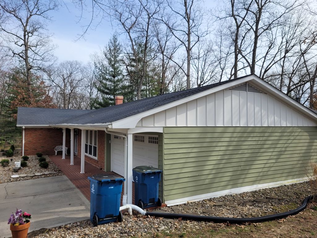Image 4 of property listing at 25 Wildwood Drive, Mt Vernon, IL 62864