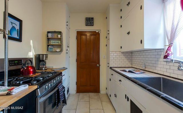 1320 E Hampton Street, Tucson, AZ 85719