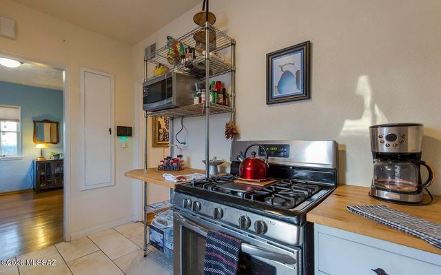 1320 E Hampton Street, Tucson, AZ 85719
