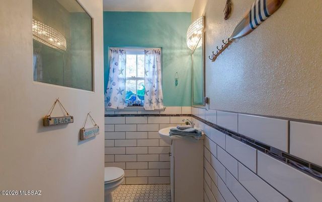 1320 E Hampton Street, Tucson, AZ 85719