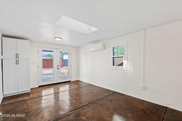 1320 E Hampton Street, Tucson, AZ 85719