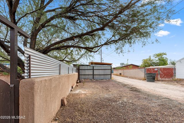 1320 E Hampton Street, Tucson, AZ 85719