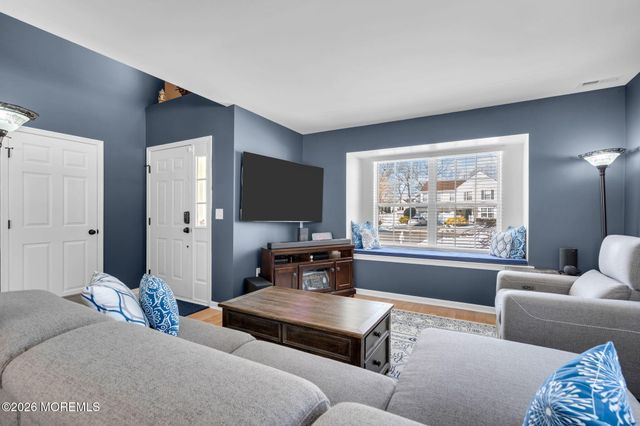 16 S Olympia Drive, Waretown, NJ 08758