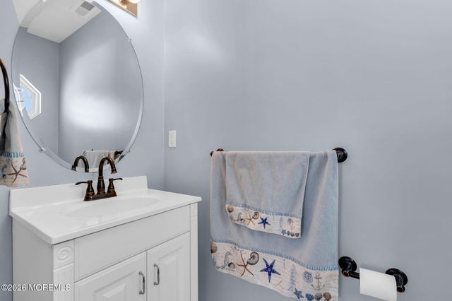 16 S Olympia Drive, Waretown, NJ 08758