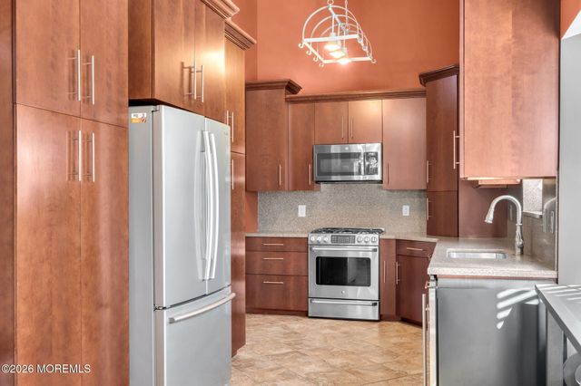 16 S Olympia Drive, Waretown, NJ 08758