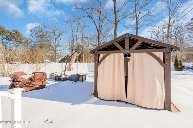 16 S Olympia Drive, Waretown, NJ 08758