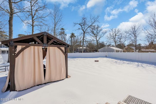 16 S Olympia Drive, Waretown, NJ 08758