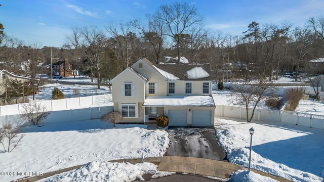 16 S Olympia Drive, Waretown, NJ 08758