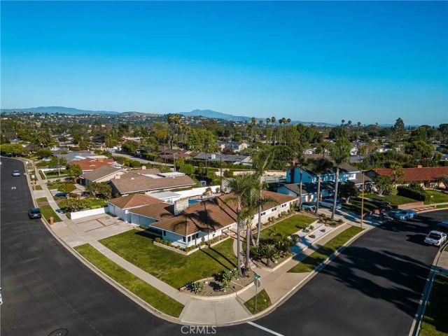 13614 Dall Lane, North Tustin, CA 92705