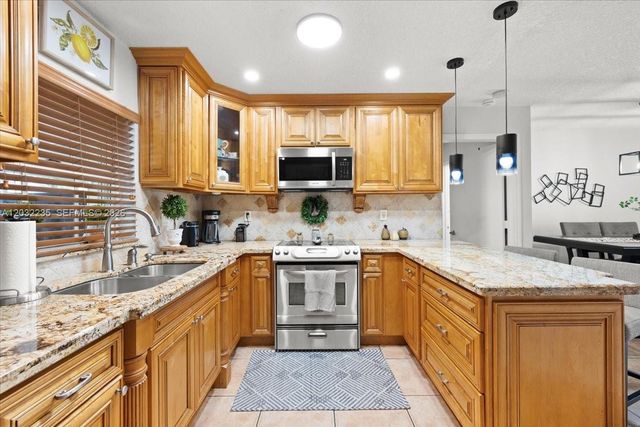 19291 NW 90th Court, Hialeah, FL 33018