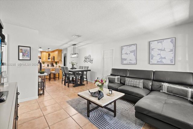 19291 NW 90th Court, Hialeah, FL 33018