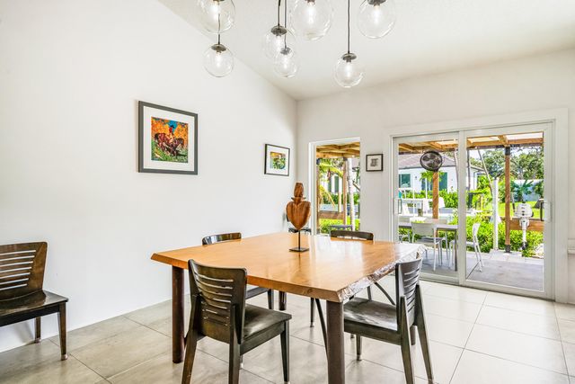 649 E Causeway Boulevard, Vero Beach, FL 32963