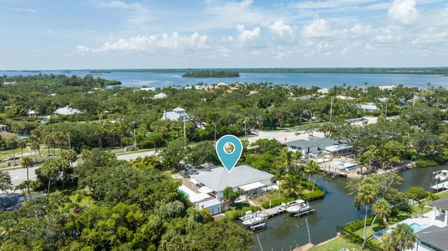 649 E Causeway Boulevard, Vero Beach, FL 32963