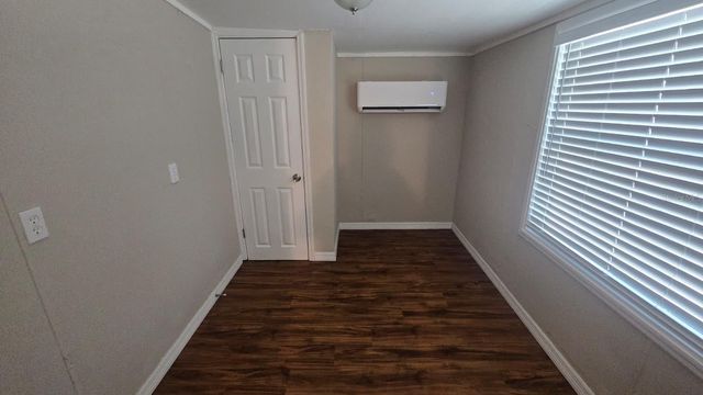 303 JOSEPHINE AVENUE, Fruitland Park, FL 34731