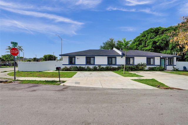 1712 NW 76th Ter 1712, Miami, FL 33147